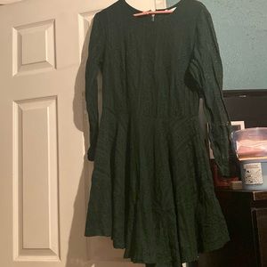 Emerald green long-sleeved lace mini dress!!!